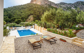 Awesome Apartment In Klek With Wi-Fi